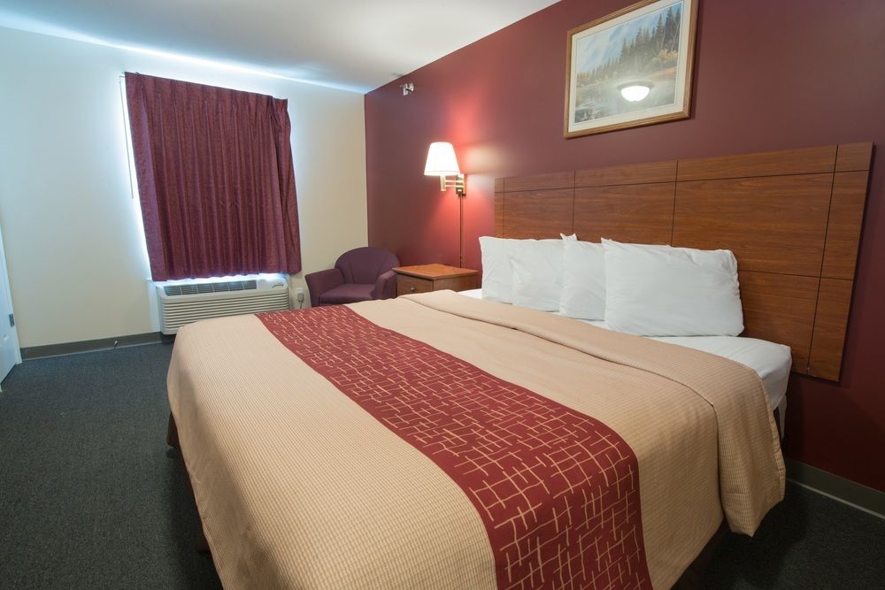 Red Roof Inn & Suites Dickinson Zewnętrze zdjęcie